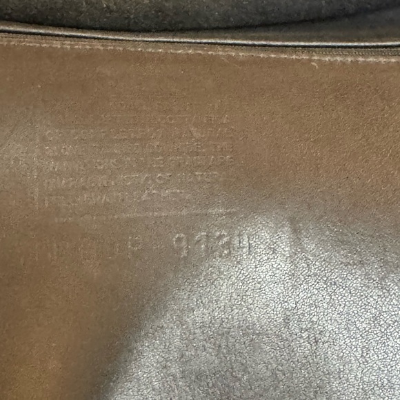 ๐ค VINTAGE COACH BLACK LEATHER HIPPIE FLAP CROSSBODY BAG. - Picture 11 of 12